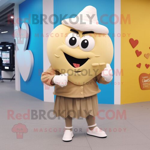 Mascotte Redbrokoly De Personnage De Coeur Beige Habillé D'un Sweat Et De Boutons De Manchette