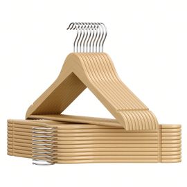 Lot De 16 Cintres En Bois, Dont 2 Cintres De Teinturerie