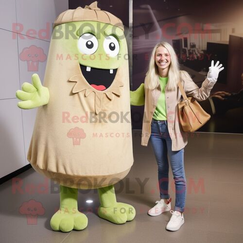 Mascotte Redbrokoly De Personnage De Céleri Beige Habillé Avec Un Jean Mom Et Des Sacs À Main