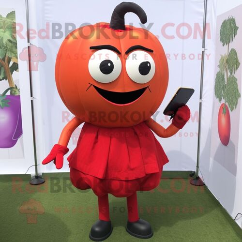 Personnage De Costume De Mascotte Redbrokoly De Tomate Rouge Habillé D'une Jupe Crayon Et De Pinces À Cheveux