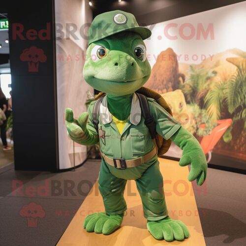 Mascotte Redbrokoly De Personnage De Costume De Tortue Verte Forêt Habillée D'un Jogging Et De Bérets