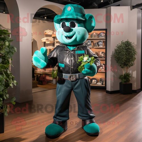 Personnage De Costume De Mascotte Redbrokoly De Trèfle À Quatre Feuilles Bleu Sarcelle Vêtu D'une Veste En Cuir Et De Bretelles