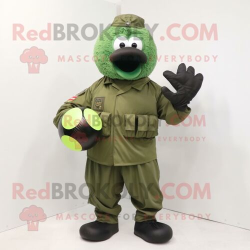 Personnage De Costume De Mascotte Redbrokoly Green Special Air Service Habillé D'une Robe De Bal Et De Mitaines