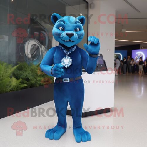 Costume De Mascotte Redbrokoly De Panthère Bleue Habillée D'une Jupe Crayon Et D'un Bracelet Montres