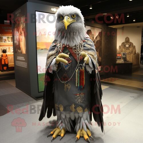 Personnage De Costume De Mascotte Redbrokoly D'aigle Gris Habillé D'un T-Shirt Graphique Et De Châles