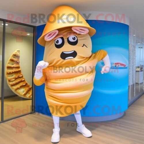 Personnage De Costume De Mascotte Redbrokoly Croissant Habillé D'un Maillot De Bain Une Pièce Et De Cummerbunds