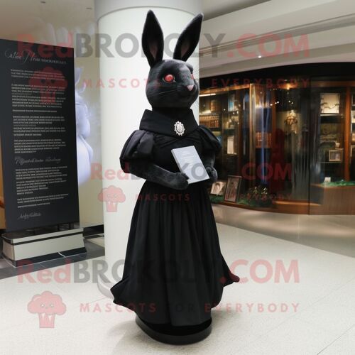 Costume De Mascotte Redbrokoly De Lapin Noir Habillé D'une Robe Taille Empire Et De Boucles D'oreilles
