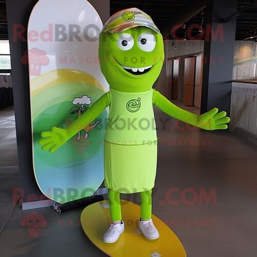 Personnage De Costume De Mascotte Redbrokoly De Planche À Roulettes Vert Citron Vêtu D'une Robe Droite Et De Colliers