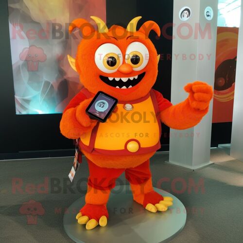 Personnage De Costume De Mascotte Redbrokoly De Démon Orange Habillé D'une Jupe Portefeuille Et De Montres Connectées