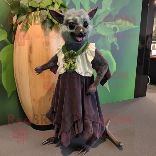 Personnage De Costume De Mascotte Redbrokoly De Chauve-Souris Fruit Vert Forêt Habillé D'une Jupe Longue Et De Cravates