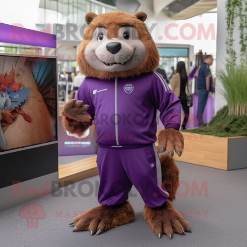 Personnage De Costume De Mascotte Redbrokoly De Castor Violet Habillé D'un Jogging Et De Boucles D'oreilles