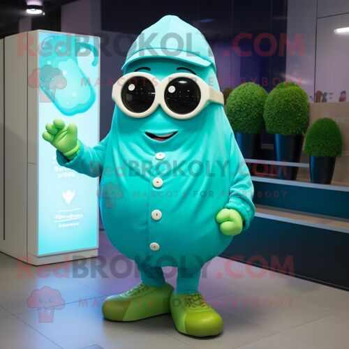 Personnage De Costume De Mascotte Redbrokoly De Pomme De Terre Cyan Habillé D'un Imperméable Et De Lunettes De Soleil