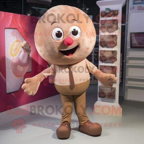 Personnage De Costume De Mascotte Redbrokoly De Framboise Bronzée Habillé D'une Chemise Boutonnée Et De Coussinets Pour Les Pieds