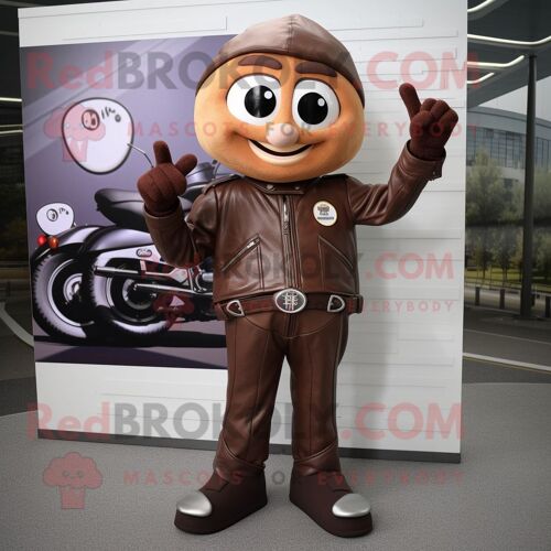Personnage De Costume De Mascotte Redbrokoly De Prune Marron Habillé D'une Veste De Moto Et De Boucles D'oreilles