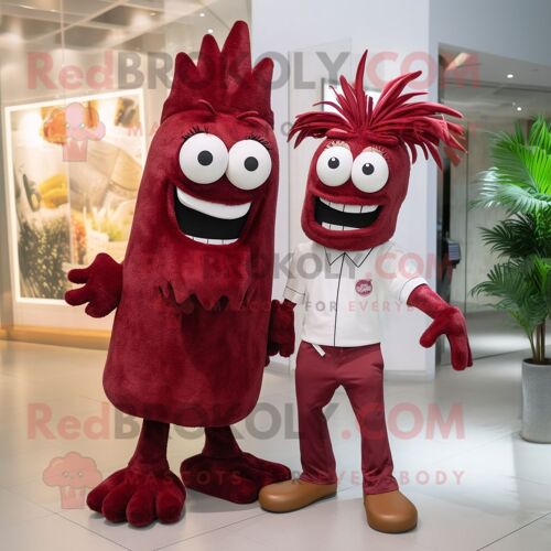 Personnage De Costume De Mascotte Redbrokoly Marron Stilt Walker Habillé Avec Un Jean Boyfriend Et Des Broches