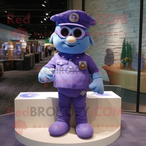 Personnage De Costume De Mascotte Redbrokoly De Soldat De L'armée De L'air Lavande Habillé D'un T-Shirt Polo Et De Colliers