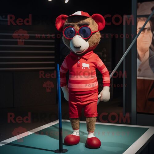 Personnage De Costume De Mascotte Redbrokoly Funambule Rouge Habillé D'un Maillot De Rugby Et De Lunettes De Soleil