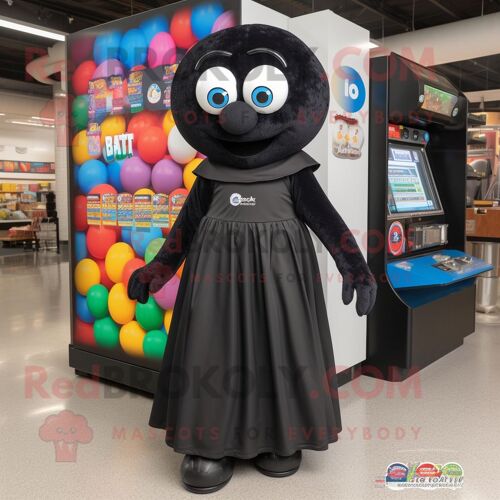 Personnage De Costume De Mascotte Redbrokoly Black Gumball Machine Habillé D'une Robe Longue Et De Sacs Fourre-Tout