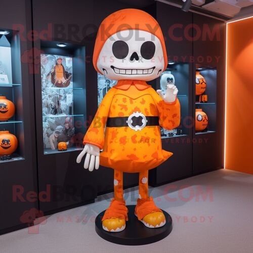Personnage De Costume De Mascotte Redbrokoly De Crâne Orange Habillé D'une Robe Midi Et De Ceintures De Smoking