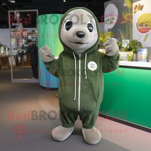 Personnage De Costume De Mascotte Redbrokoly Olive Seal Habillé Avec Un Sweat-Shirt Et Des Gants