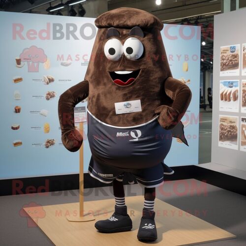 Personnage De Costume De Mascotte Redbrokoly De Barre De Chocolat Bleu Marine Habillé D'un Short De Course Et De Châles