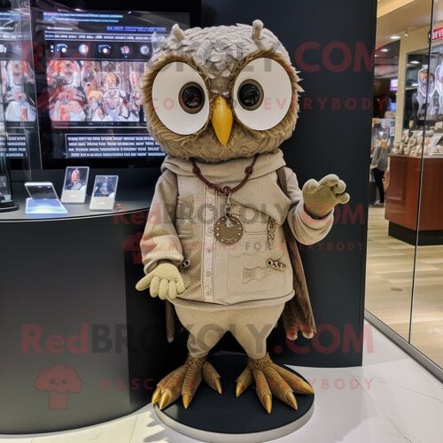 Personnage De Costume De Mascotte Redbrokoly De Chouette Bronzée Habillé D'un Cardigan Et De Bracelets De Montres