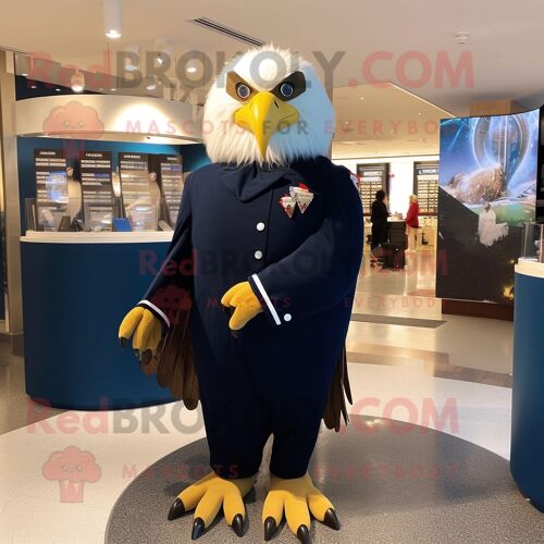 Personnage De Costume De Mascotte Redbrokoly D'aigle À Tête Blanche De La Marine Vêtu D'une Robe De Soirée Et De Porte-Monnaie