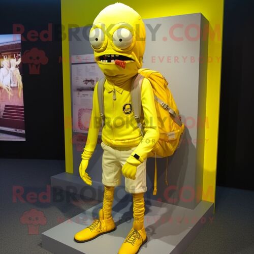 Personnage De Costume De Mascotte Redbrokoly De Mort-Vivant Jaune Citron Habillé D'un Pantalon Et De Sacs À Dos