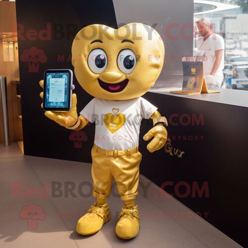 Personnage De Costume De Mascotte Redbrokoly De Coeur D'or Habillé D'un Jean Boyfriend Et De Montres Connectées