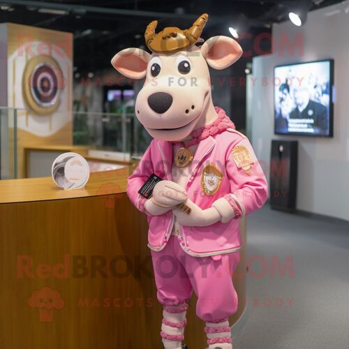 Costume De Mascotte Redbrokoly De Vache Jersey Rose Personnage Habillé D'un Gilet Et D'un Bracelet Montres