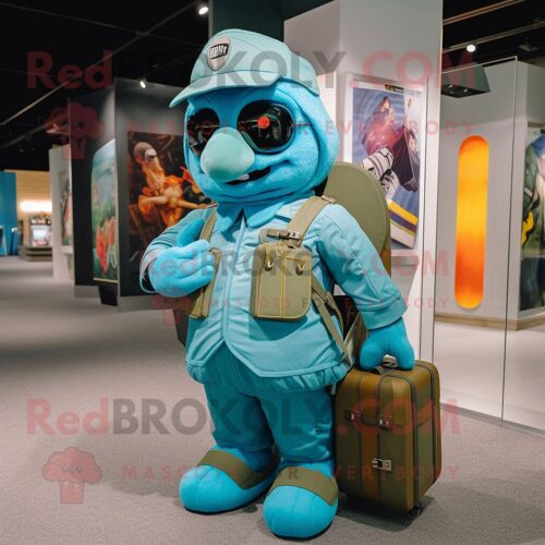Personnage De Costume De Mascotte Redbrokoly De Soldat De L'armée De L'air Turquoise Habillé D'une Salopette Et De Sacs À Dos