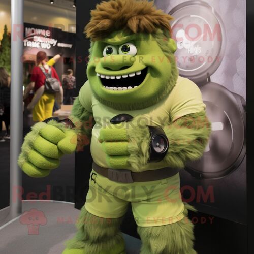 Personnage De Costume De Mascotte Redbrokoly Olive Frankenstein S Monster Habillé Avec Un Rash Guard Et Des Montres Bracelet