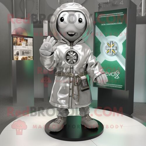 Personnage De Costume De Mascotte Redbrokoly De Croix Celtique Argentée Habillé D'un Imperméable Et De Montres Intelligentes