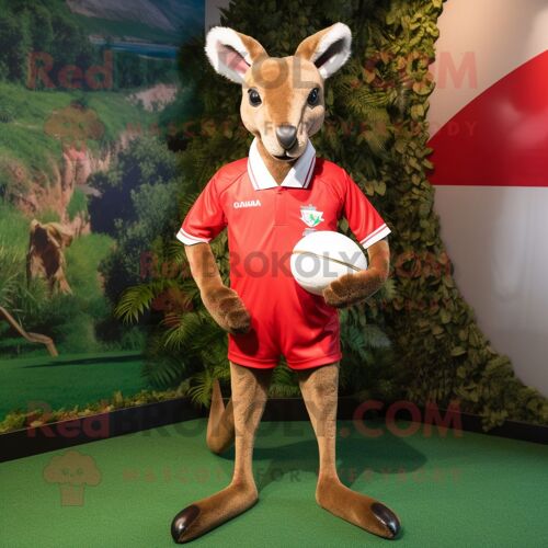 Personnage De Costume De Mascotte Redbrokoly De Kangourou Rouge Habillé D'un Maillot De Rugby Et De Colliers