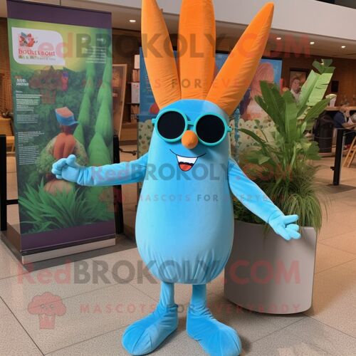 Mascotte Redbrokoly De Personnage De Carotte Turquoise Habillée D'un Jean Mom Et De Lunettes De Soleil