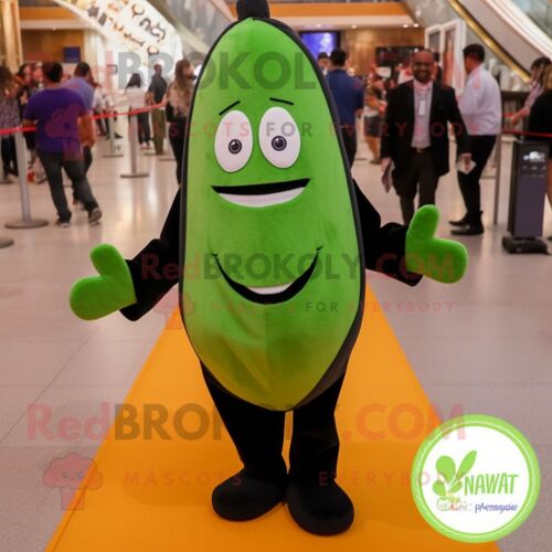 Personnage De Costume De Mascotte Redbrokoly Olive Zucchini Habillé D'un Smoking Et De Bracelets De Cheville