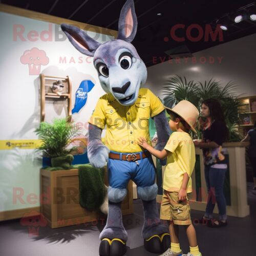 Personnage De Costume De Mascotte Redbrokoly D'âne Jaune Habillé D'une Chemise En Jean Et De Montres