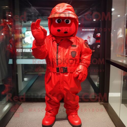Personnage De Costume De Mascotte Redbrokoly Red Marine Recon Habillé D'un Imperméable Et De Gants