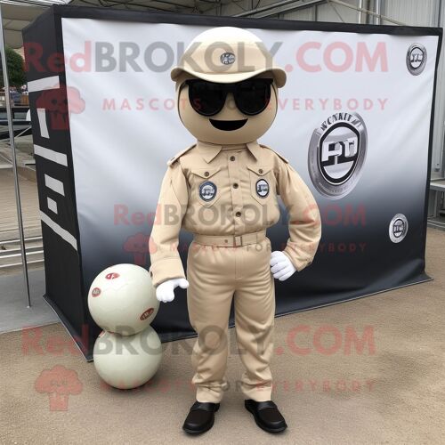 Costume Mascotte Redbrokoly Boule De Pétanque Beige Personnage Habillé D'une Veste De Moto Et De Pochettes