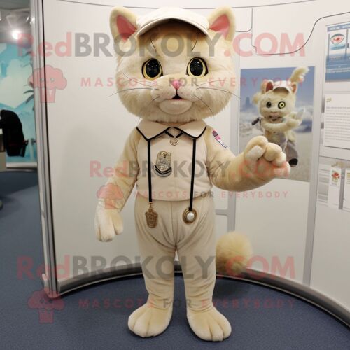 Mascotte Redbrokoly De Chat Beige Personnage Déguisement Habillé D'une Combishort Et De Pinces À Chaussures