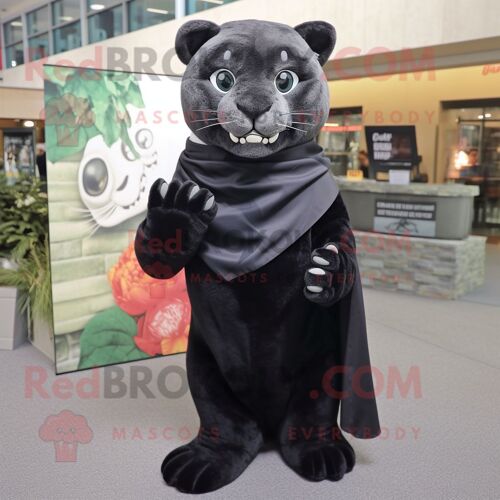 Personnage De Costume De Mascotte Redbrokoly Black Mountain Lion Habillé D'une Mini Robe Et De Clips D'écharpe