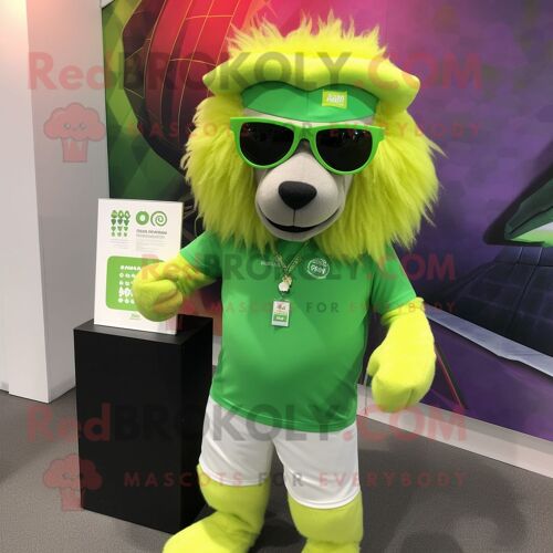 Personnage De Costume De Mascotte Redbrokoly De Lion Vert Citron Vêtu D'un T-Shirt Henley Et De Lunettes De Soleil