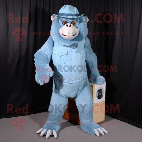 Personnage De Costume De Mascotte Redbrokoly De Gorille Bleu Ciel Habillé D'un Pantalon En Velours Côtelé Et D'épingles À Chapeau