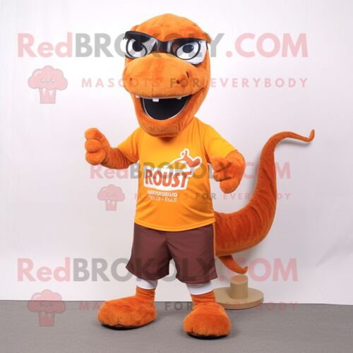 Personnage De Costume De Mascotte Redbrokoly De Diplodocus De Rouille Vêtu D'un Short De Course Et De Lunettes De Lecture