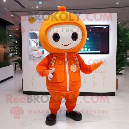 Personnage De Costume De Mascotte Redbrokoly De Prune Orange Habillé D'un Manteau Et De Montres Numériques