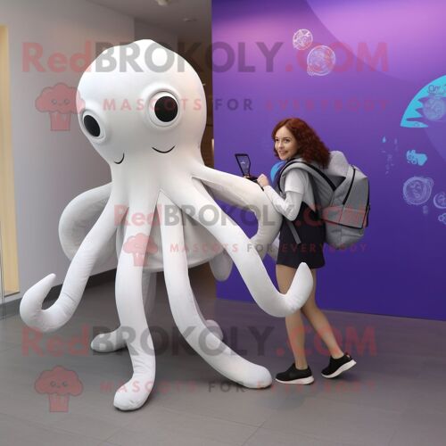 Personnage De Costume De Mascotte Redbrokoly De Poulpe Blanc Habillé D'une Robe Fourreau Et De Sacs À Dos