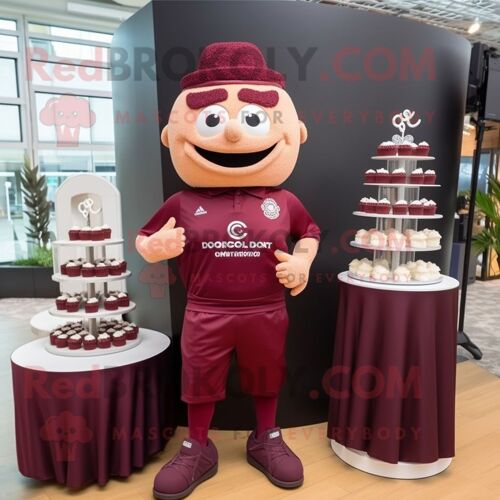 Personnage De Costume De Mascotte Redbrokoly De Gâteau De Mariage Marron Habillé Avec Un T-Shirt Polo Et Des Boucles D'oreilles