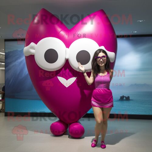 Personnage De Costume De Mascotte Redbrokoly Magenta Arrow Of Love Habillé D'un Maillot De Bain Une Pièce Et De Lunettes