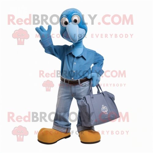 Personnage De Costume De Mascotte Redbrokoly Dodo Bird Bleu Ciel Habillé D'un Jean Bootcut Et De Sacs Fourre-Tout