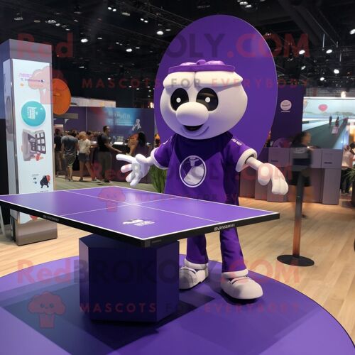 Personnage De Costume De Mascotte Redbrokoly De Table De Ping-Pong Violet Habillé D'un T-Shirt Polo Et De Montres Intelligentes